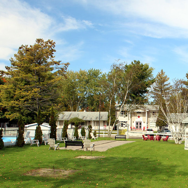 The Colonial Resort 1000 Islands